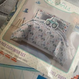 Paul and queen size children’s comforter set